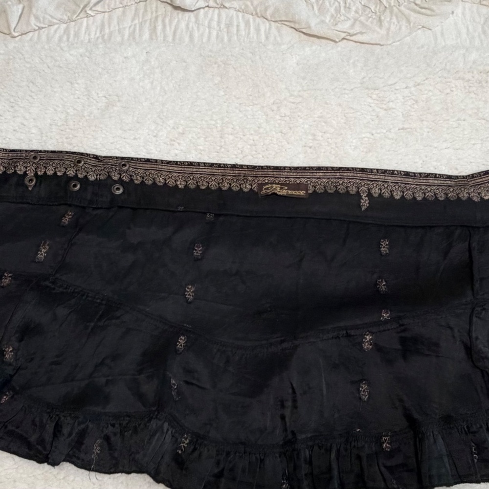 BAROCCO TRIBAL Short Ruffle Skirt - Picture 5 of 7